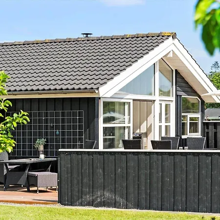 40547-juelsminde-pot-strandby-409 Дом отдыха