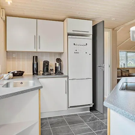 40547-juelsminde-pot-strandby-409 Sonderby (Midtjylland)