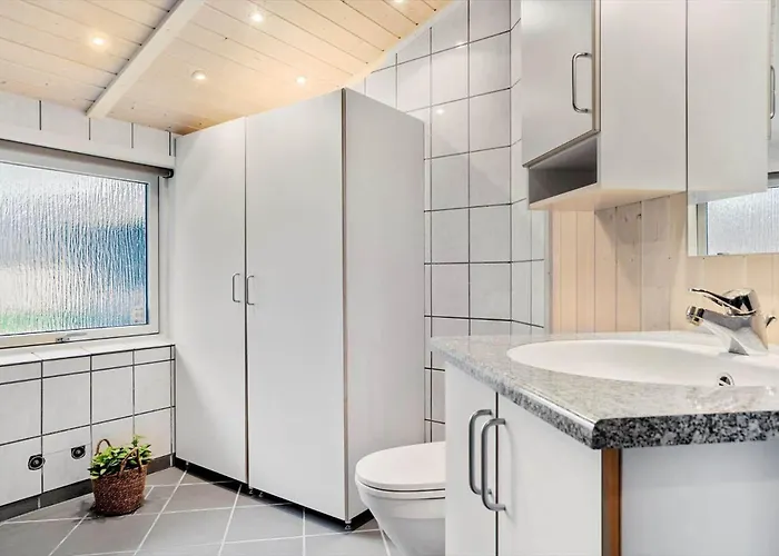 Дом отдыха 40547-juelsminde-pot-strandby-409 *