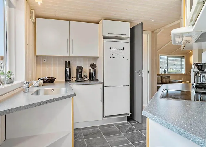 40547-juelsminde-pot-strandby-409 Sonderby (Midtjylland)